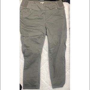 Woman within olive green, comfort waist, size 18w, cropped pants, EUC